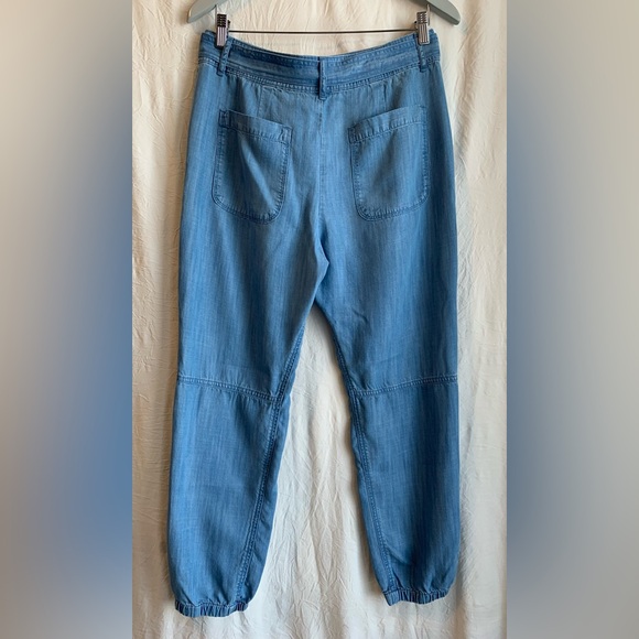 Azure Skies Chambray Joggers w/ Tie Belt | Light Wash | 100% Lyocell - Picture 2 of 6